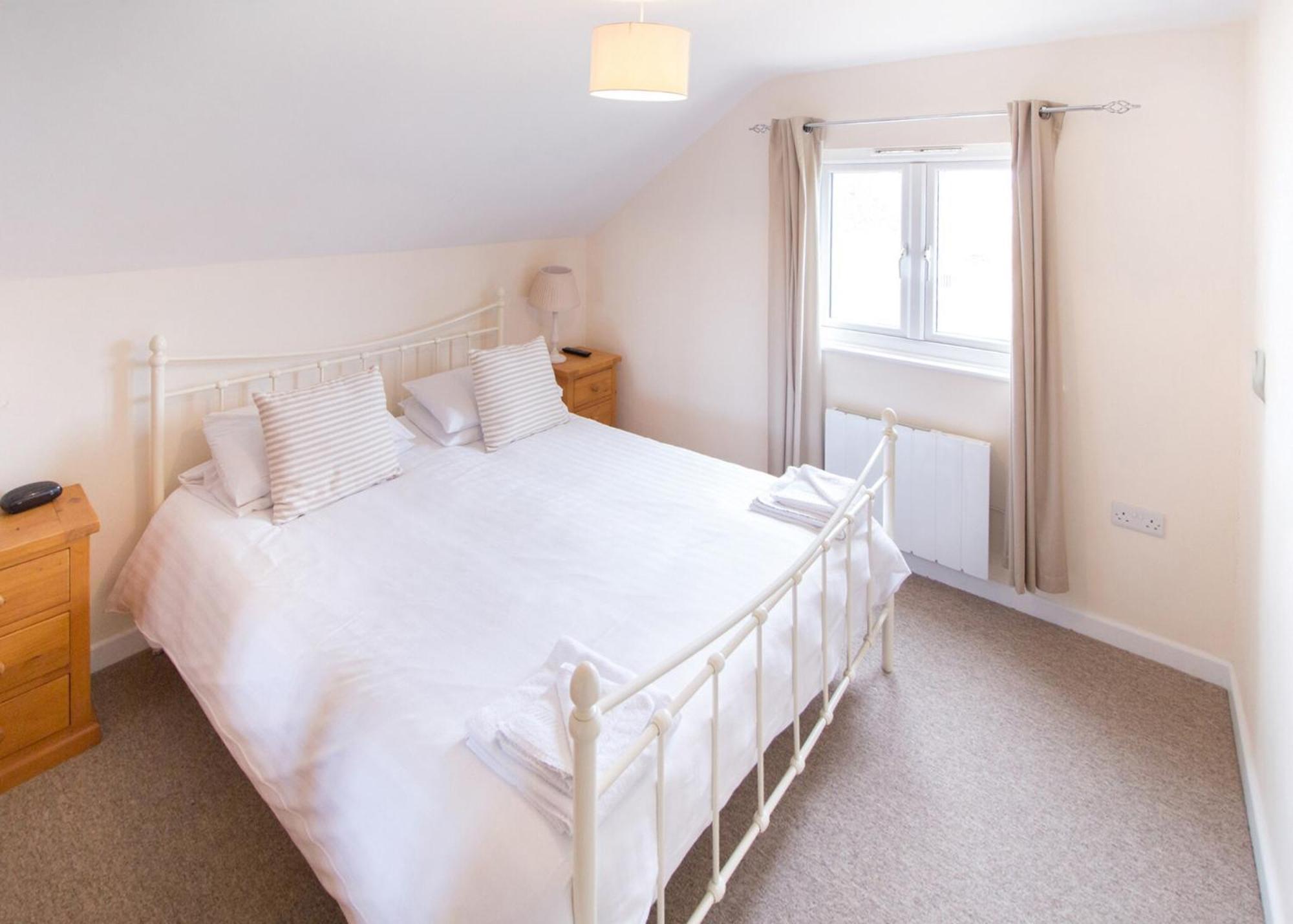 Salterns Village Seaview Ruang foto